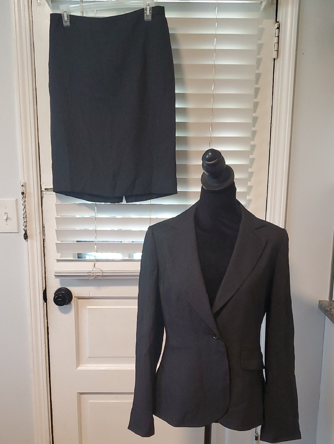 Ann Taylor 2 Piece Black Pinstripe Pencil Skirt And Blazer